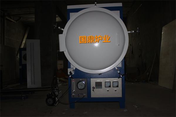 真空氣氛爐操作不當會引發哪些后果？