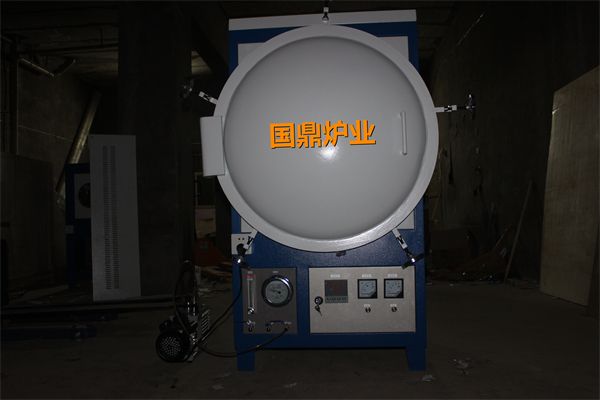 真空氣氛爐操作不當會引發哪些后果？